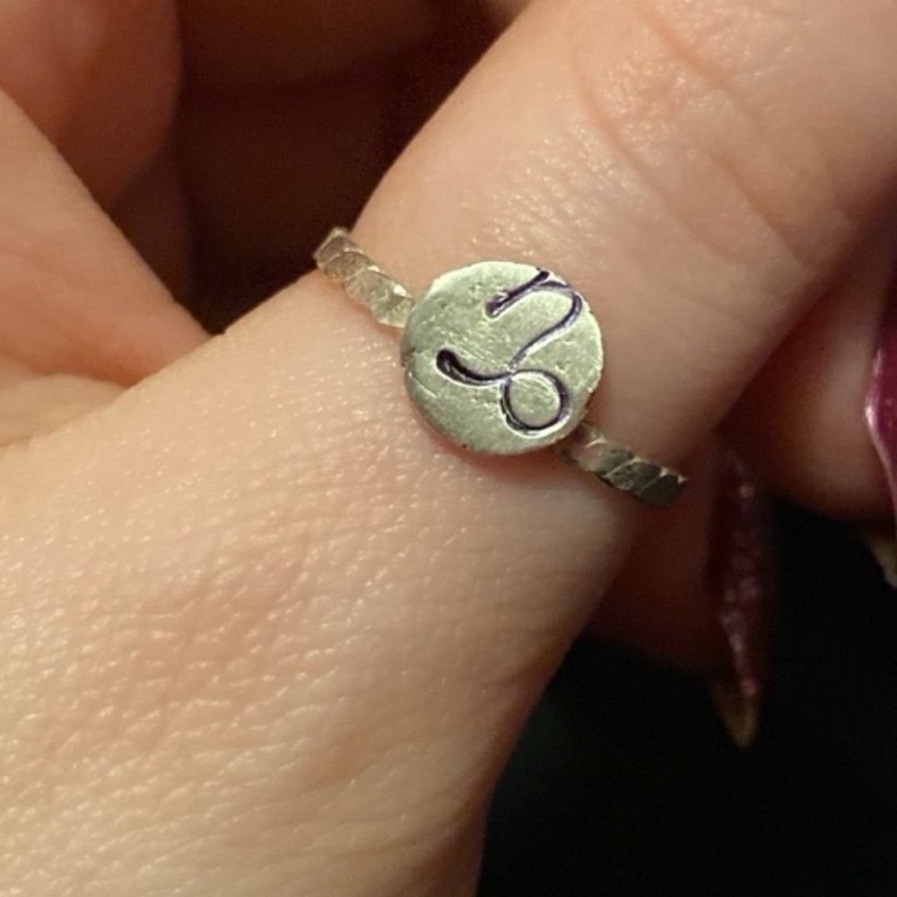 Capricorn Zodiac sign Stamp ring - Size 7